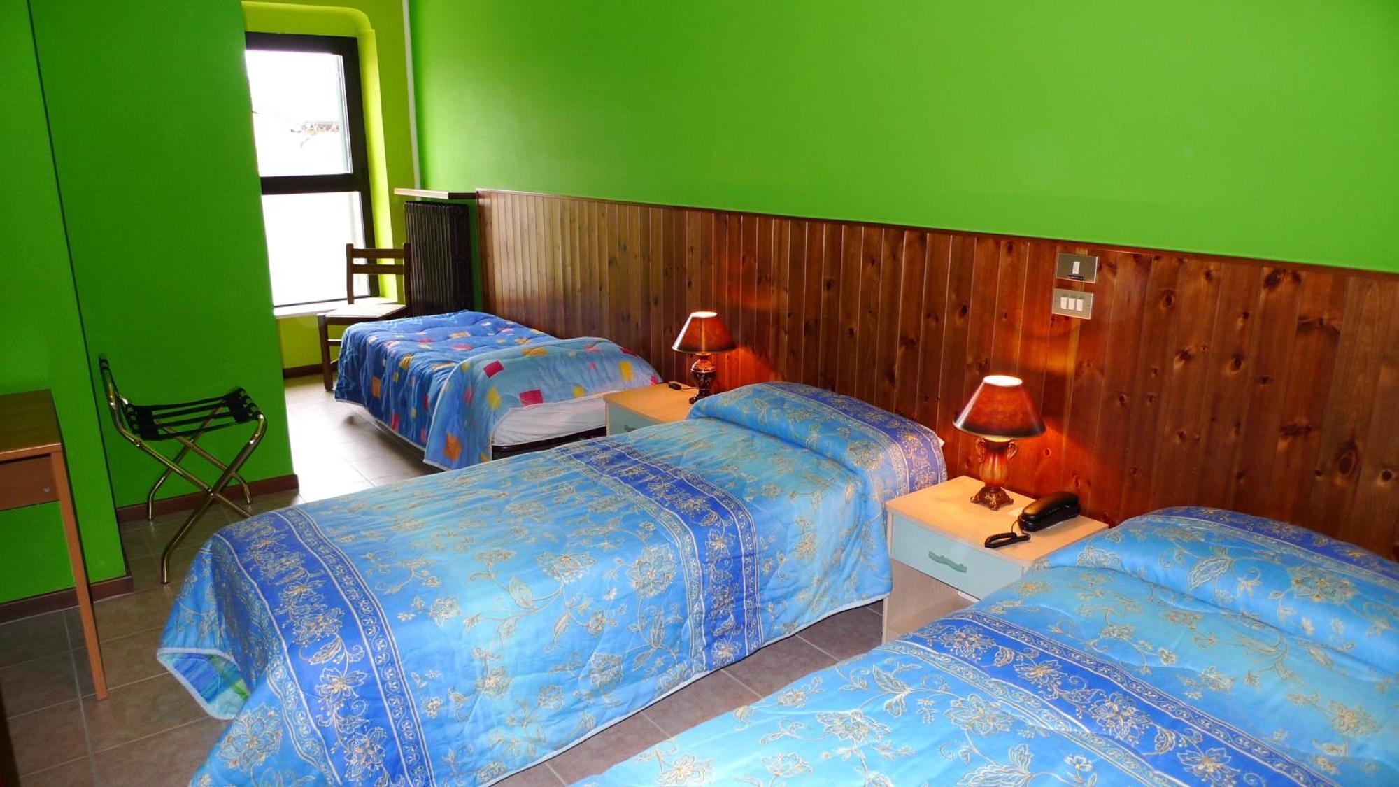 Albergo Simonati Povegliano Veronese ภายนอก รูปภาพ