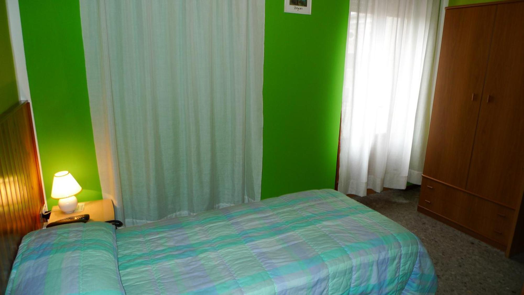 Albergo Simonati Povegliano Veronese ภายนอก รูปภาพ