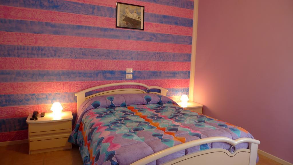 Albergo Simonati Povegliano Veronese ภายนอก รูปภาพ