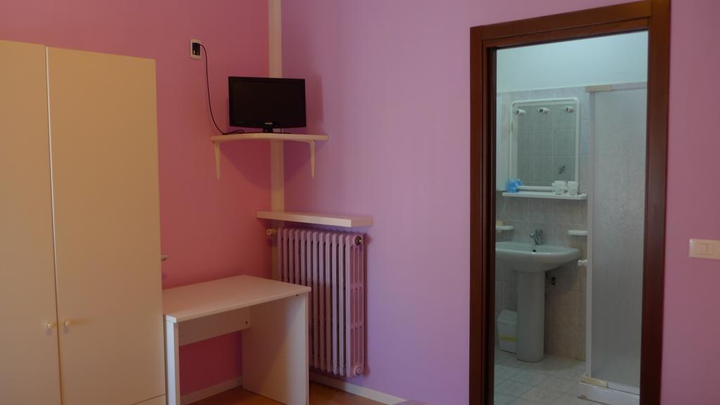 Albergo Simonati Povegliano Veronese ภายนอก รูปภาพ